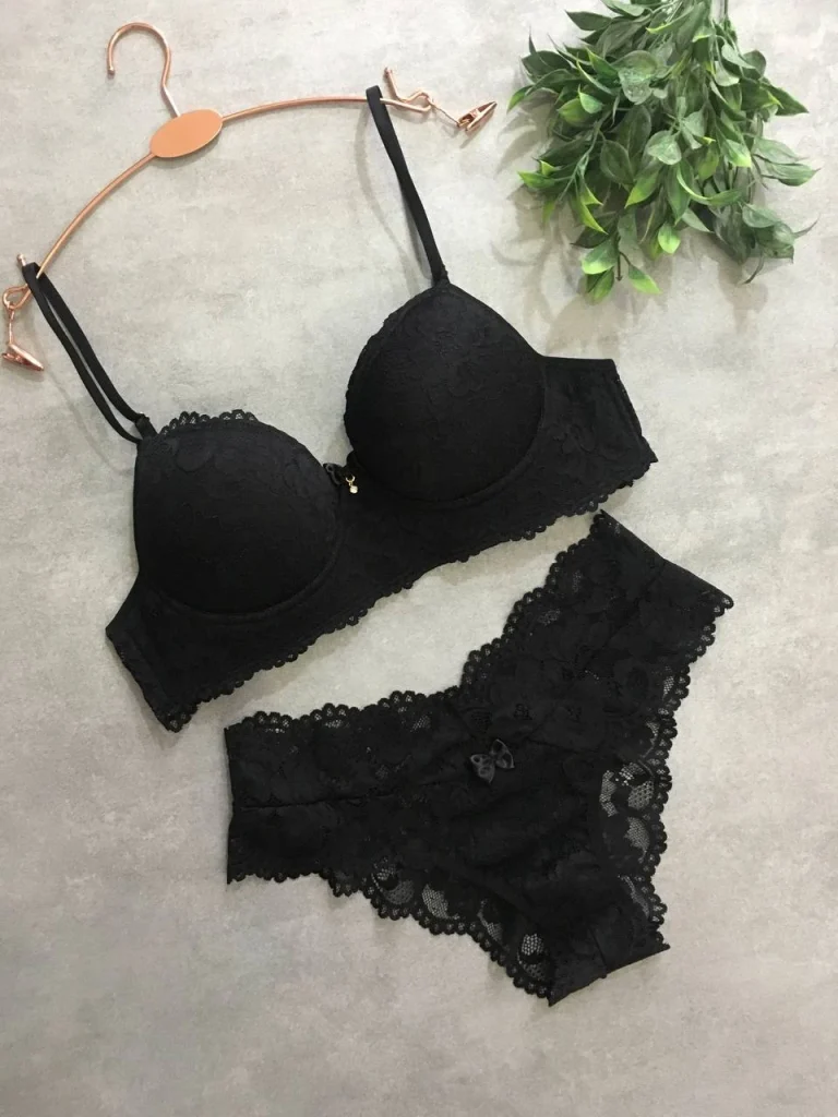 Foam-cup Lace Lingerie Set · view 4