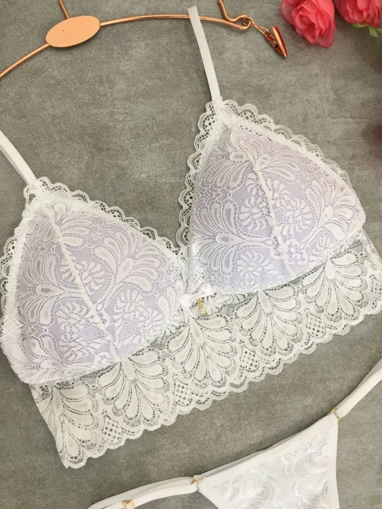 Removable-pad Lace Lingerie Set · view 3