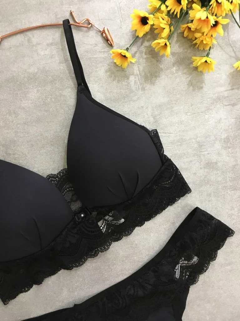 Triangle-cup Lingerie Set · view 8