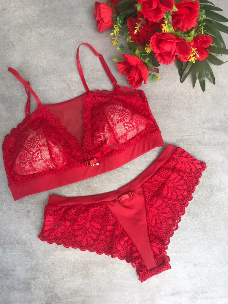 Removable-pad Microfibre and Lace Set · view 12
