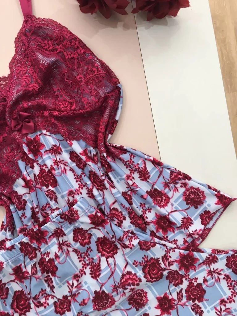 Printed Liganete and Lace Sleep Set · view 8