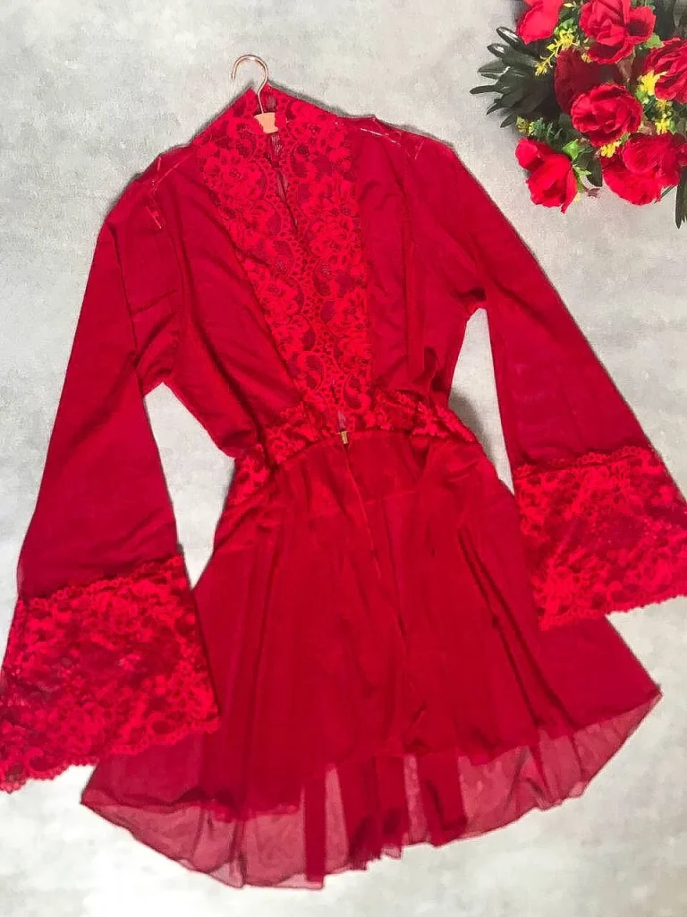Tulle and Lace Robe with Clasp · view 5