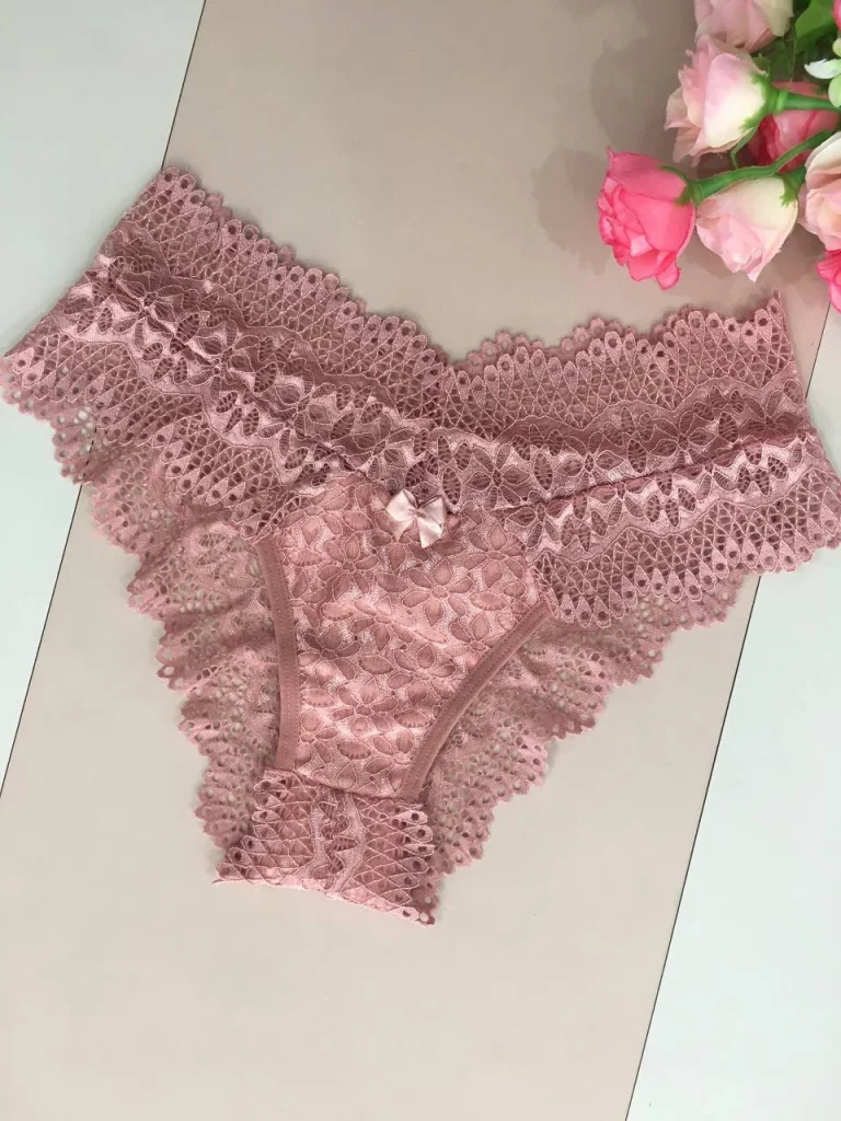 High-rise Lace Briefs · view 10